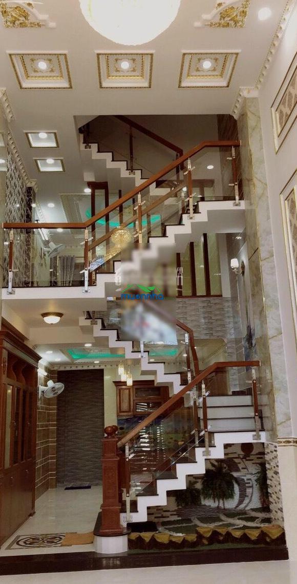 Bán gấp nhà 222/2 đường lê văn quới tiện mua bán kinh doanh, dt 4x18 giá 5tỷ5 tl. đường nhựa kd