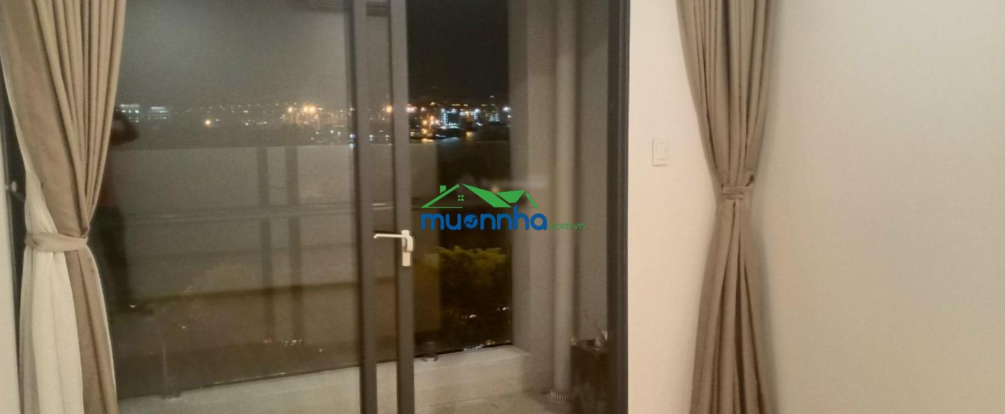 Cho thuê gấp new city 3pn 2wc dt: 102m2, nội thất cơ bản giá 19.000.000 view sông, lh: 0908 833 ***