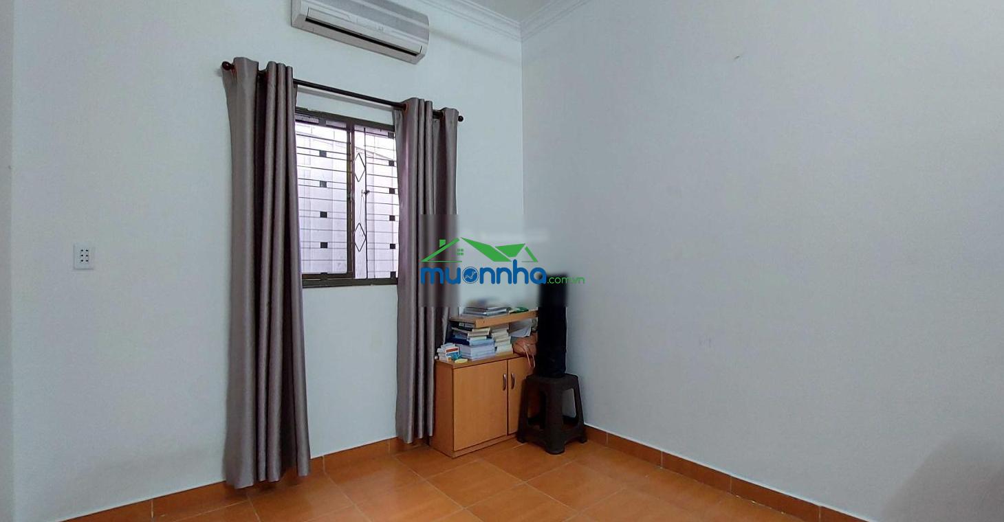 Nhà riêng chính chủ cách quận 1 khoảng 100m, gần cầu đbp, trường đại học uef, hồng bàng