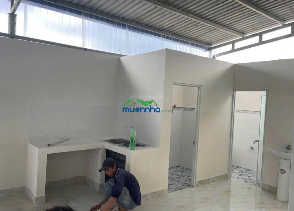 Cho thuê xưởng 800m2 40tr/th thủ dầu một 0907 838 ***