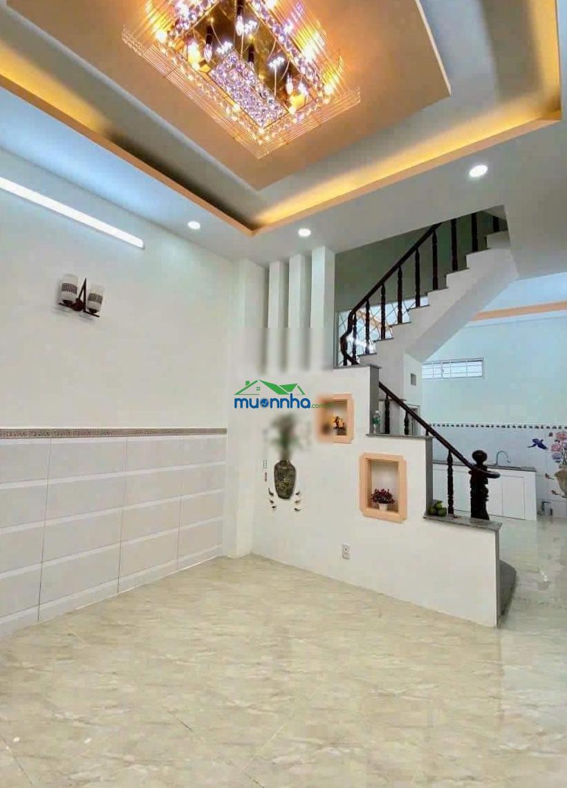 Bán nhà đường 40 kdc bình phú đối diện công viên - 3