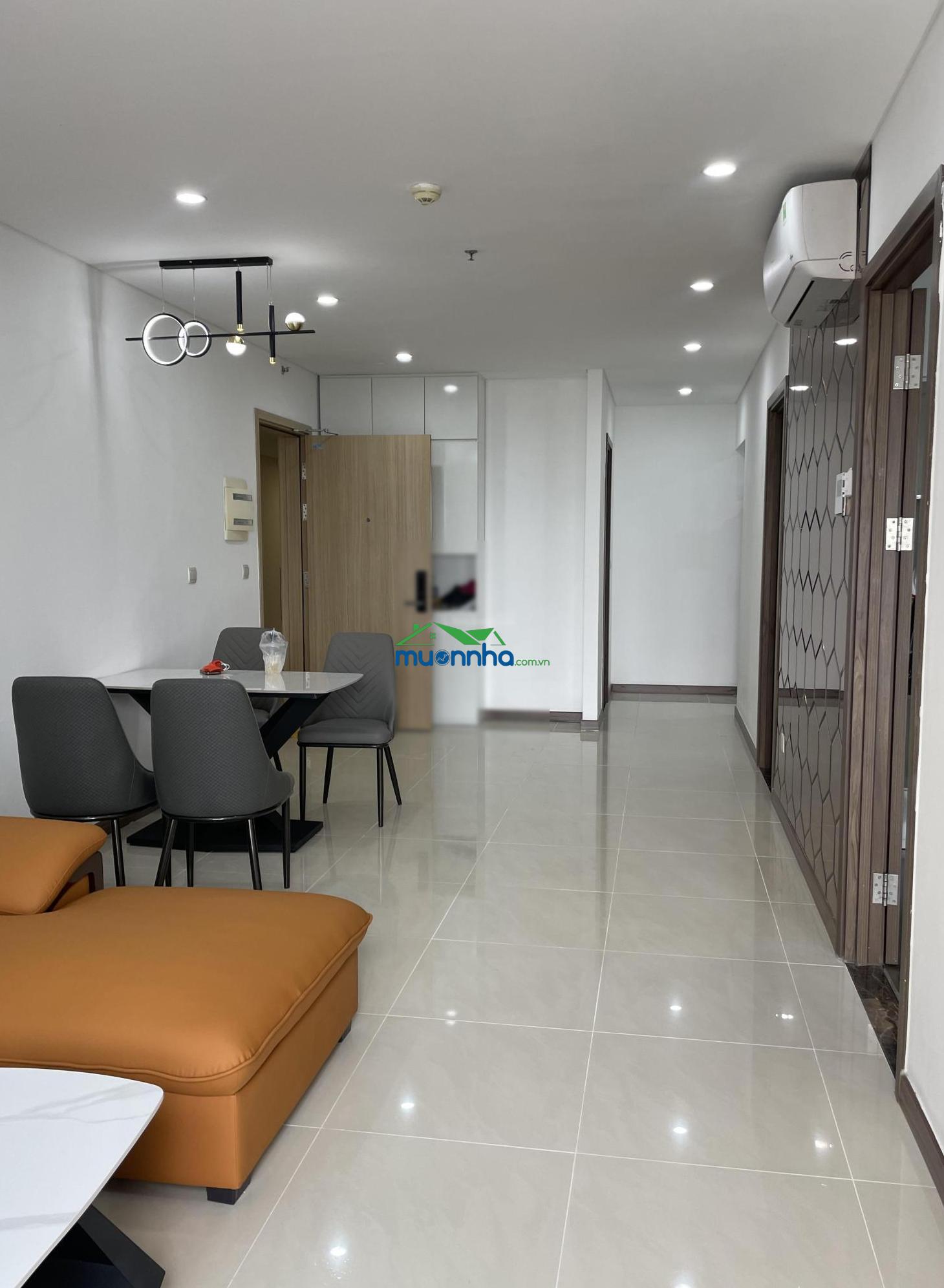 Cần cho thuê căn hộ 2pn2wwc, 81m2 full nội thất, lh: 0938 990 ***