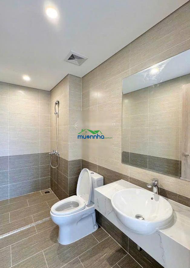 Bán gấp ch vinhomes grand park 2pn+ căn góc 69m2 giá 3.2 tỷ. liên hệ 0938 361 *** - 2