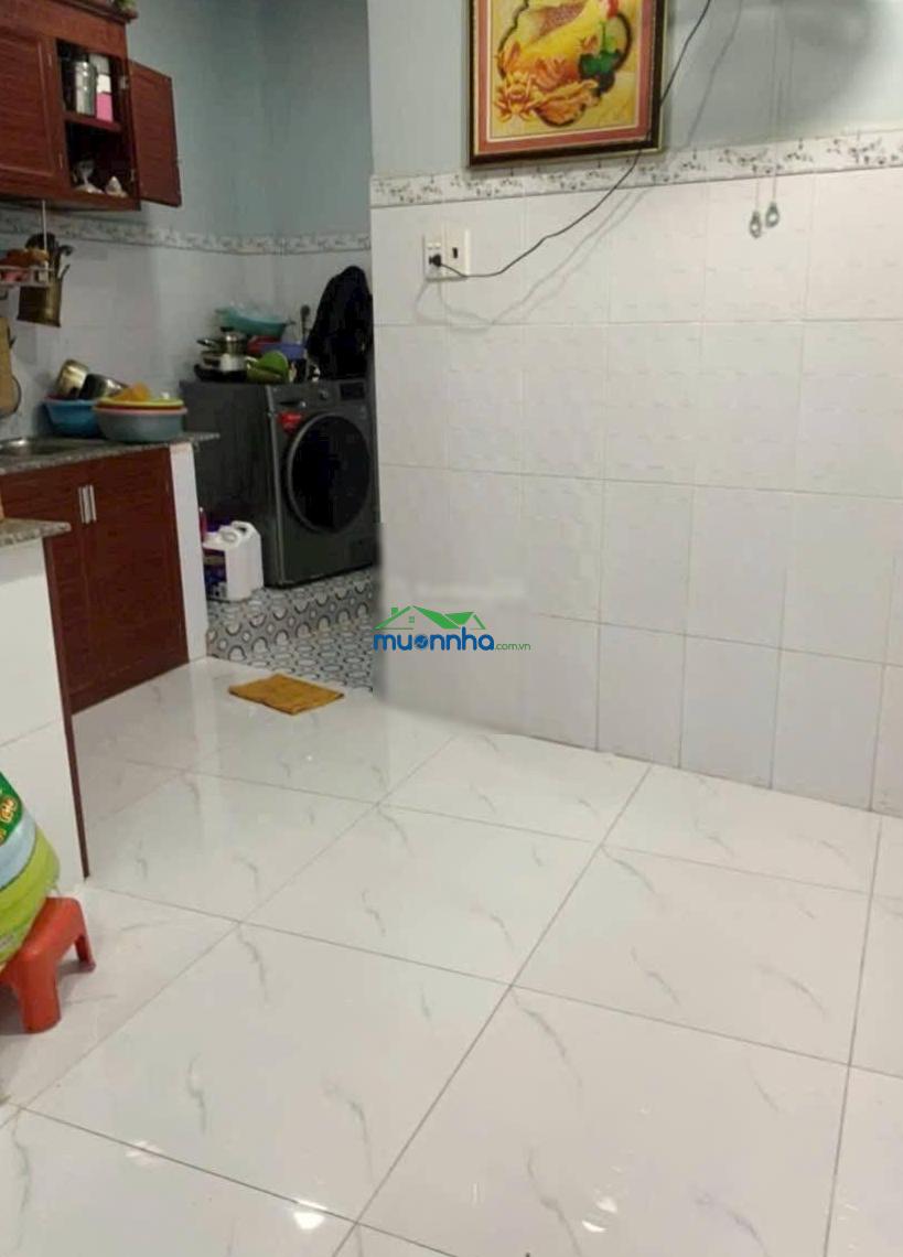 Bán nhà nát đ. xóm giữa - tân nhựt - bình chánh vay ngân hàng 60 - 70% - 2