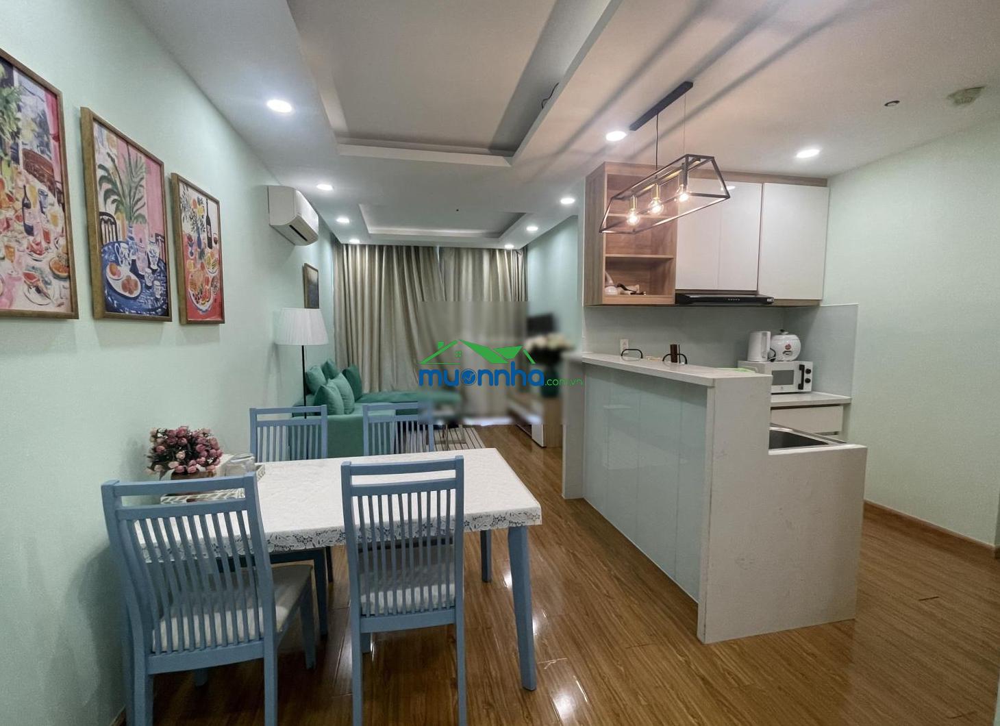 Siêu rẻ cho thuê scenic 1 loại 2pn, view hồ bơi, lầu cao giá 16tr/tháng, lh 0909 356 ***