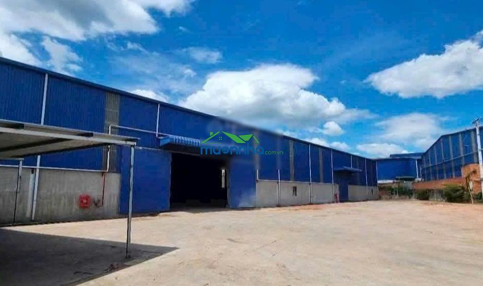 Cho thuê kho xưởng 3000m2, giá 160 triệu/th, tân uyên, bình dương. lh 0934 794 *** mr long