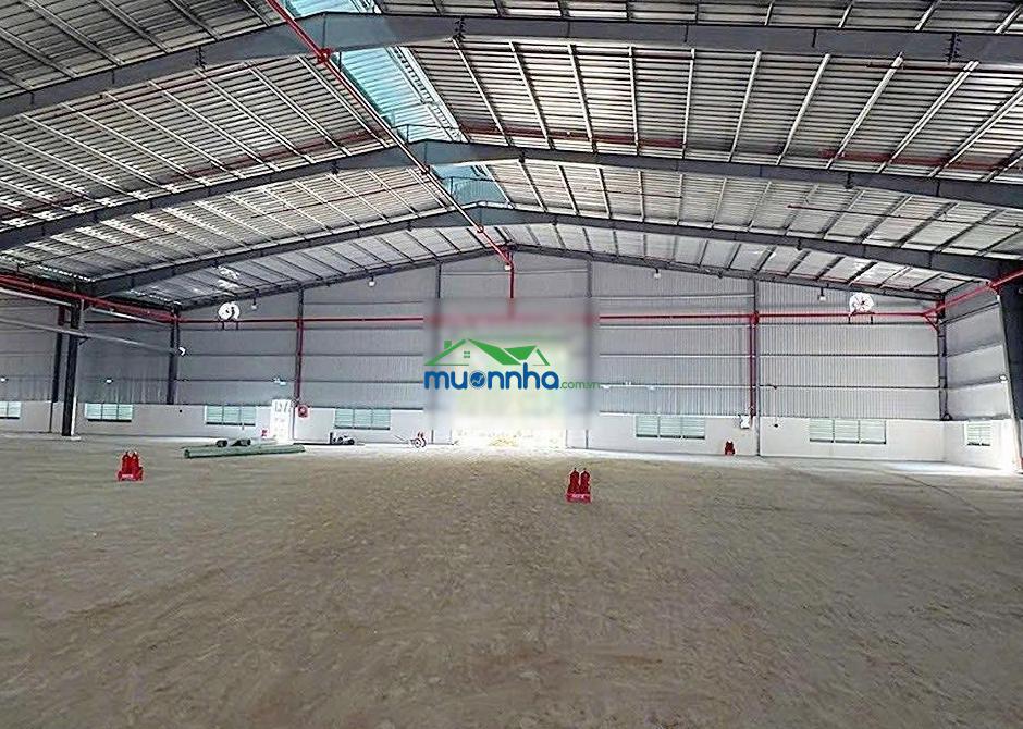 Cho thuê xưởng 12,000m2, 870tr tân uyên, 0907 838 ***