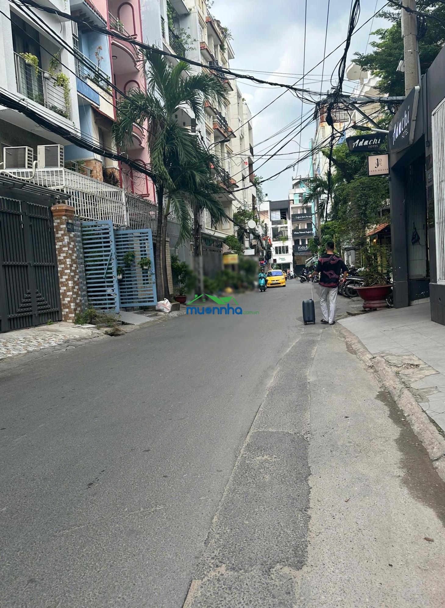Bán nhà khu siêu sang sư vạn hạnh. dt: 7,15x14,96m, giá: 24,8 tỷ