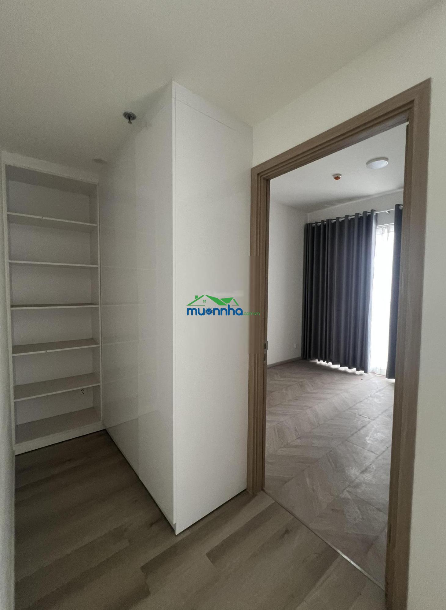 Bán căn hộ 2pn + 1wc tại masteri centre point, 3,9 tỷ, view hồ bơi