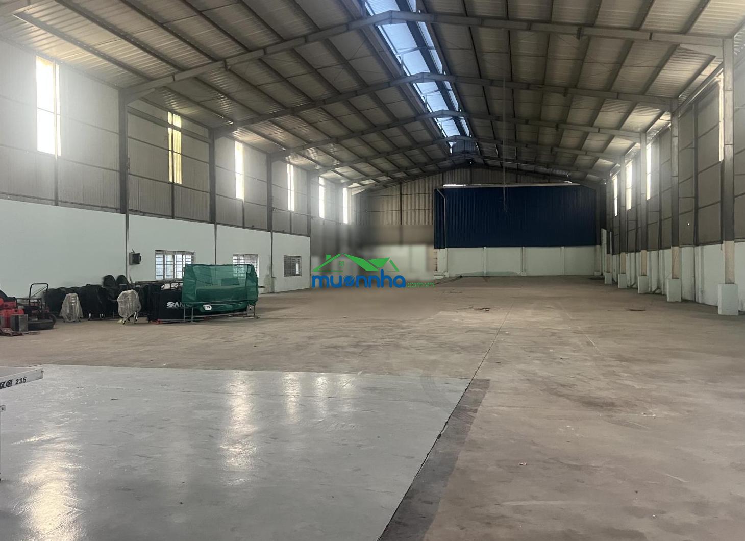 Cho thuê xưởng 1500m 90tr bến cát 0907 838 ***