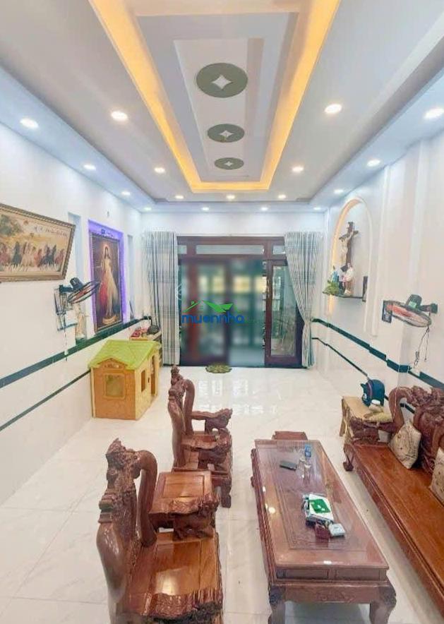 Nhà 3 tầng, dt: 5x20m, giá 7,x tỷ, đường tân kỳ tân quý, bình tân, hẻm 5m - 2