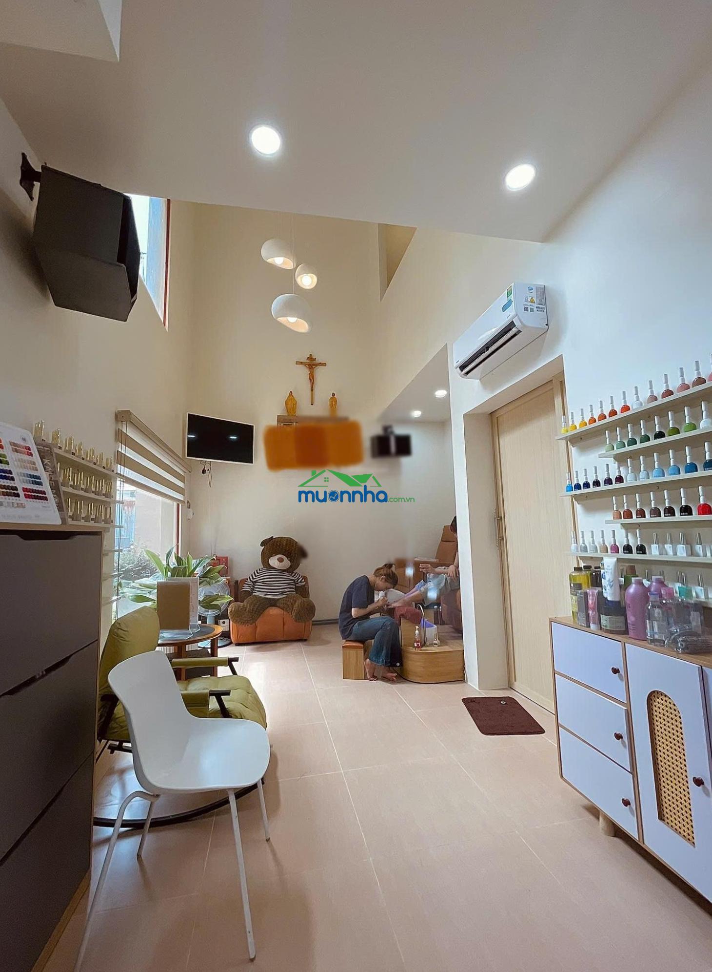 Cần bán nhà xây mới siêu đẹp, ngay ngã 5 thủ đức phường linh tây thủ đức cũ