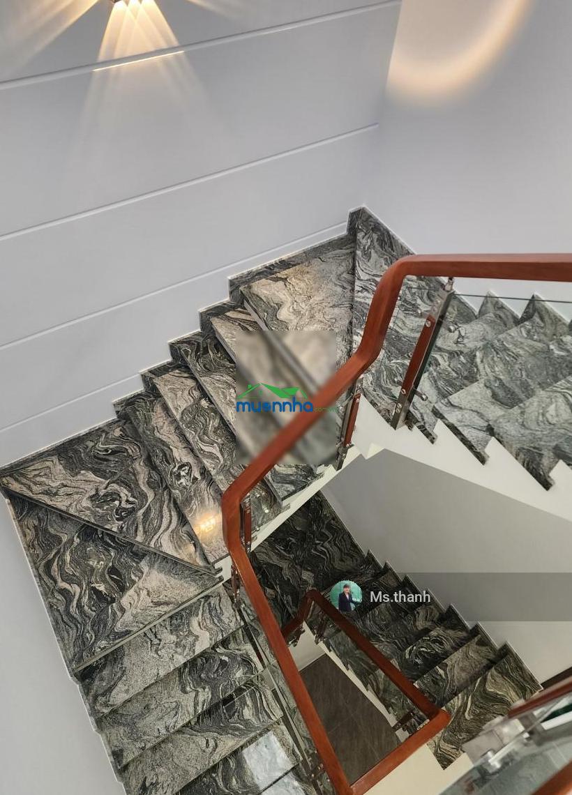 Hẻm xe tải 7m, ngang to 7,5m x 14m, 4 tầng đúc, sẵn dòng tiền 45 triệu/tháng, gần ngã 4 phú nhuận