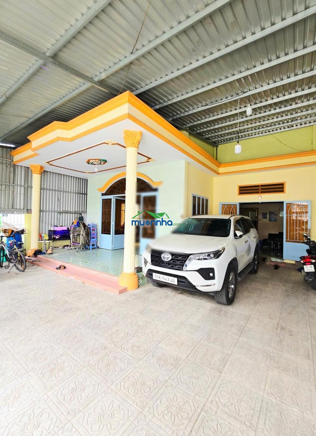 Nhà phố chính chủ từ đầu chưa qua đầu tư gấp bán - 4
