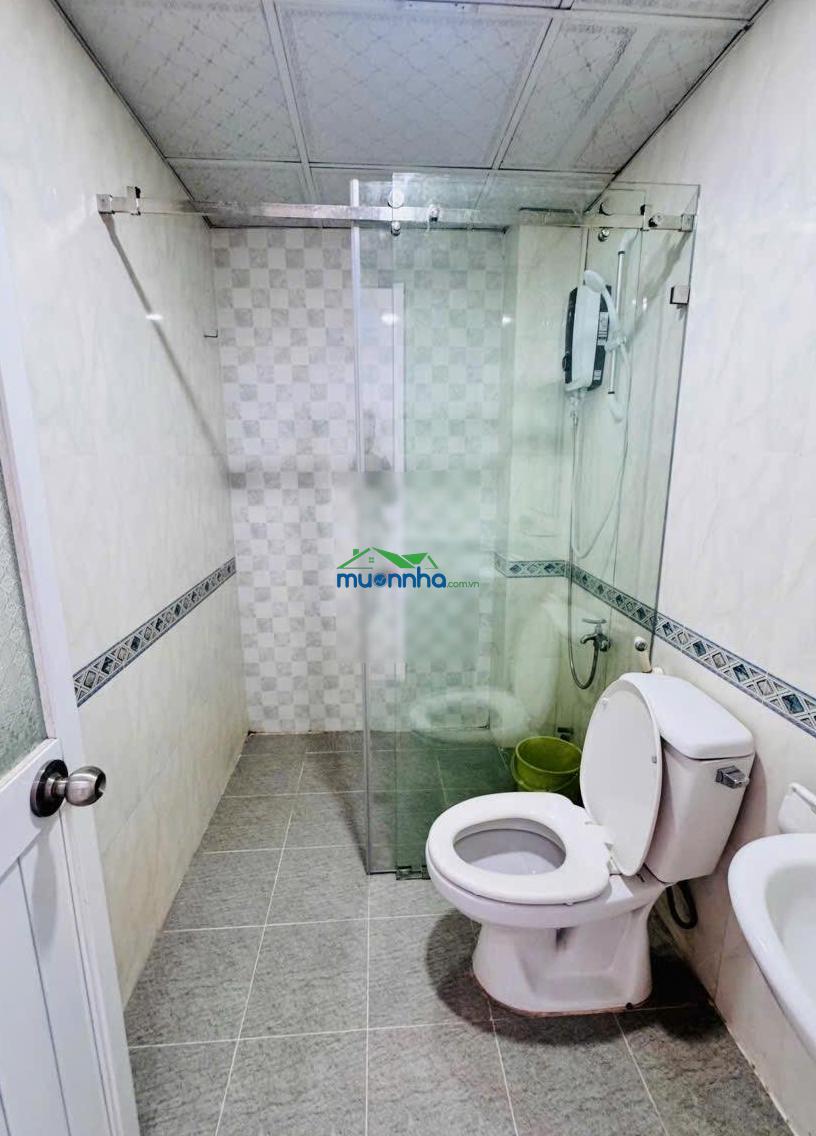 Kẹt tiền bán gấp nhà(shr) 1 xẹc ngắn thạnh lộc 15, 65m2, 3pn, đường 7m