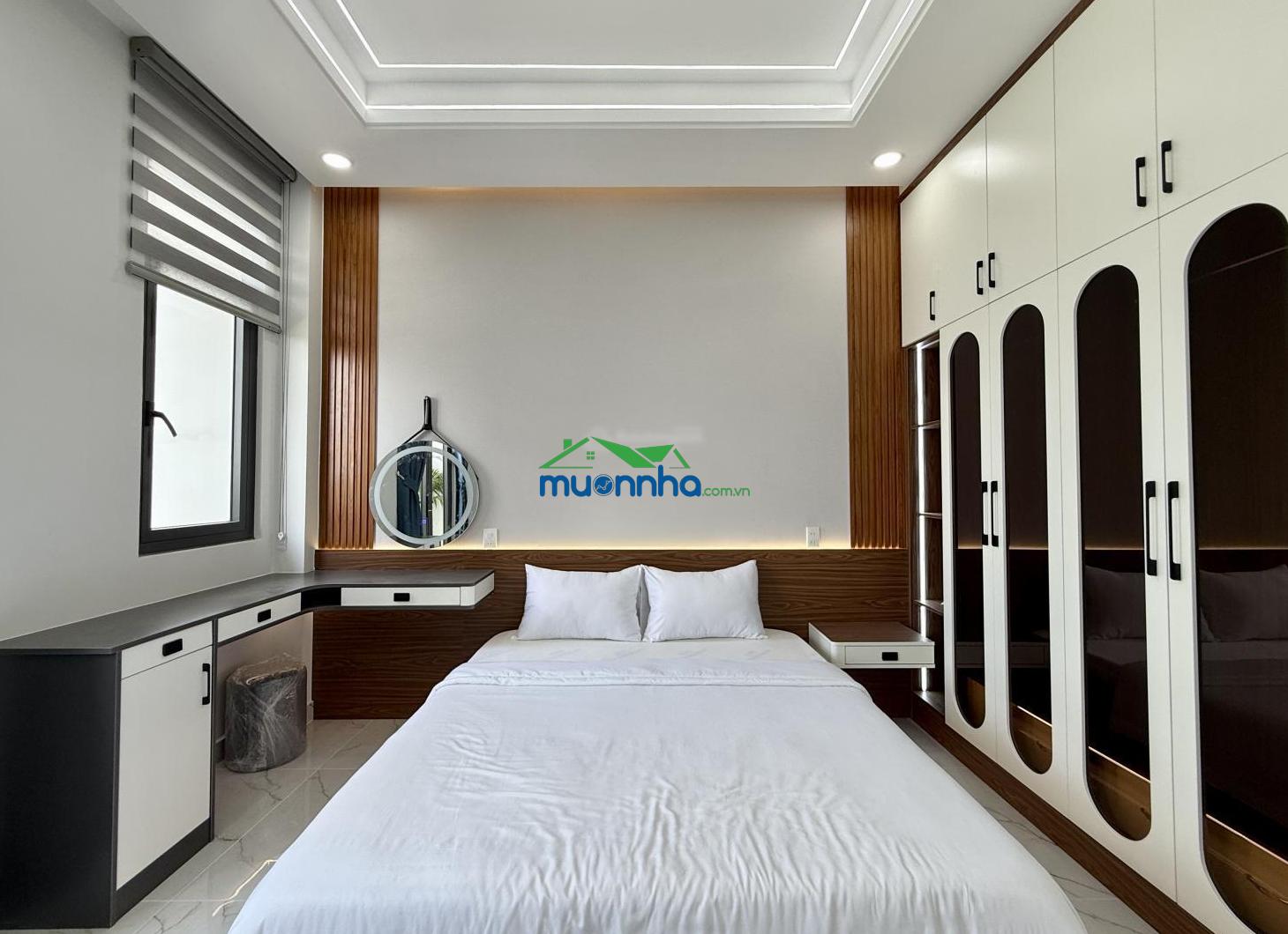 Nhà sát bên cv phần mềm quang trung, dt:4x18m, lửng, 3lầu, 4pn, p.thờ, gara ô tô, s.thượng, 8.6 tỷ - 4