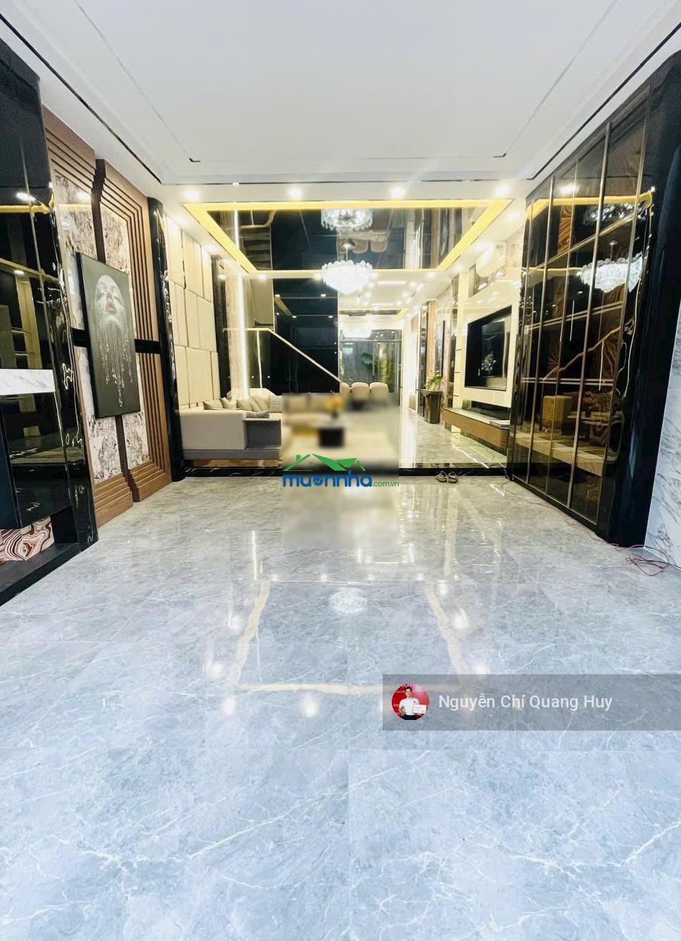 Nhà phố hiện đại phong cách châu âu - đường rộng 12m có vỉa hè - ngay kdc phú mỹ q7 - giá 18,6 tỷ