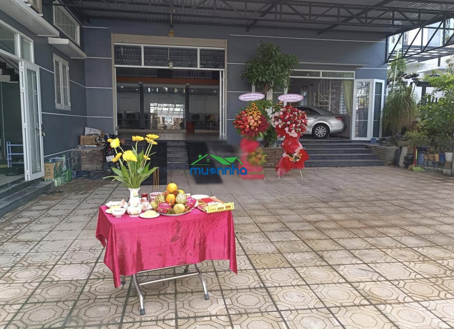 Mặt tiền đ. cmt8 (dt745) diện tích sử dụng 500m² thích hợp kinh doanh, văn phòng, trung tâm dạy học - 2
