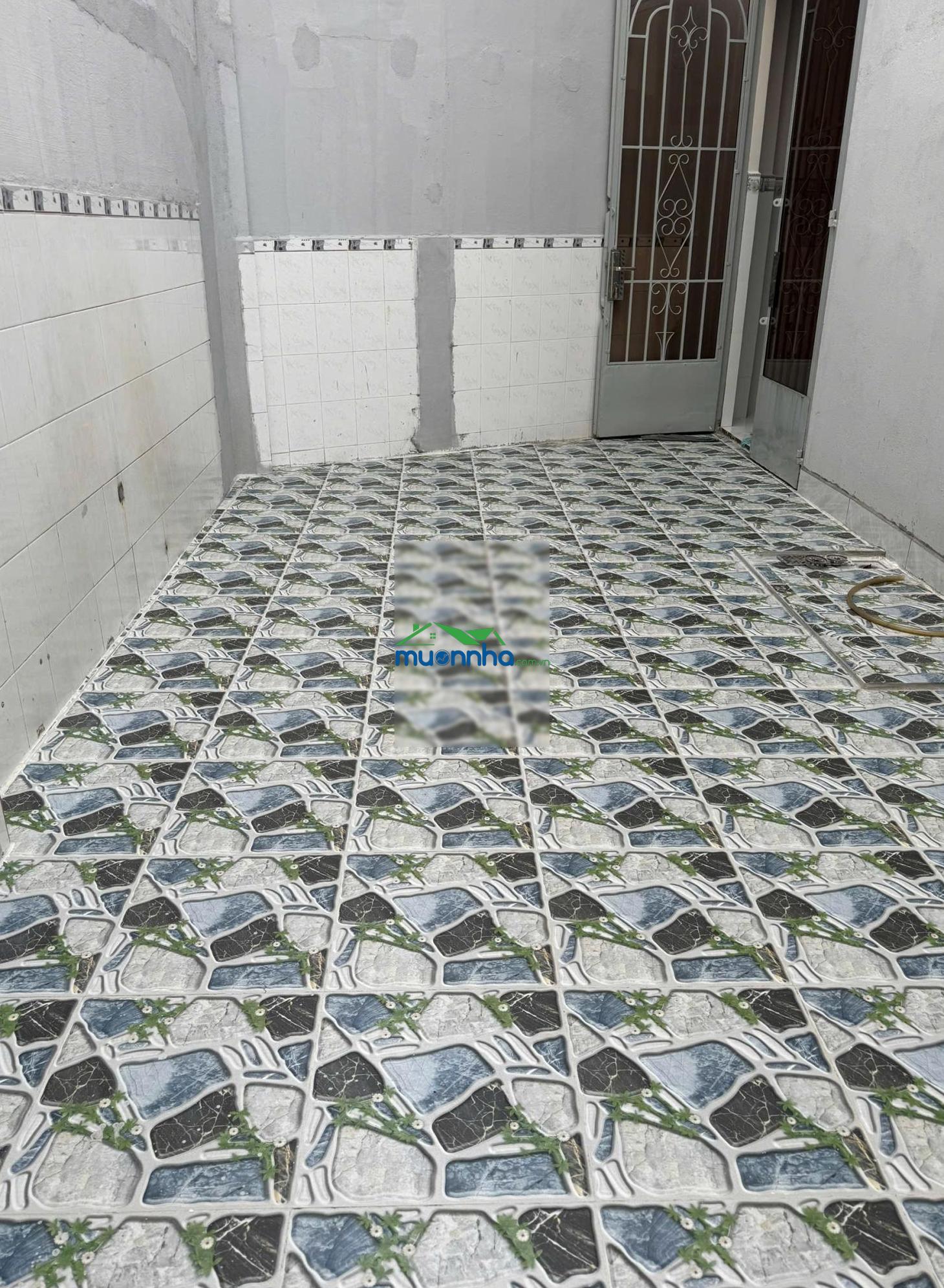 Nhà đẹp cần bán gấp thuộc phường đông hưng thuận q12 dt: 4 x 22m gác lửng giá bán: 4ty200tr - 4