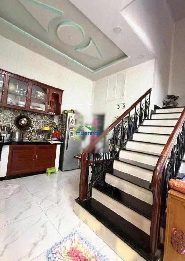 Hẻm 4m võ văn tần q3. nhà nở hậu. 4 tầng đúc. giá 8.2 tỷ tl