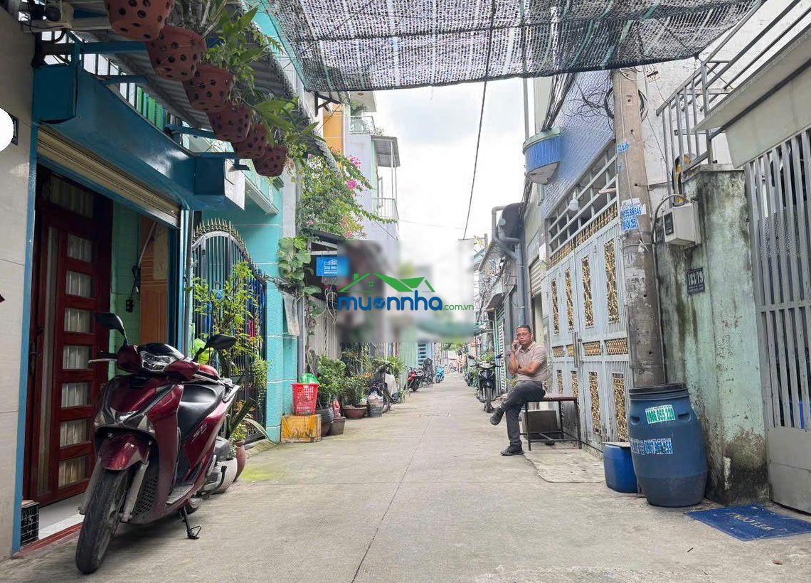 Nhà nhỏ tiền, hẻm xe hơi 5m p. linh xuân, thủ đức cách ql1k chỉ 50m