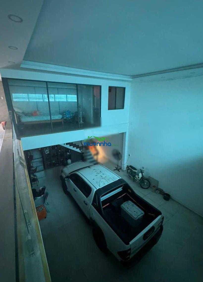 Cơ hội hiếm có: nhà + 4 căn trọ, hẻm xe hơi, vị trí vàng quận bình tân