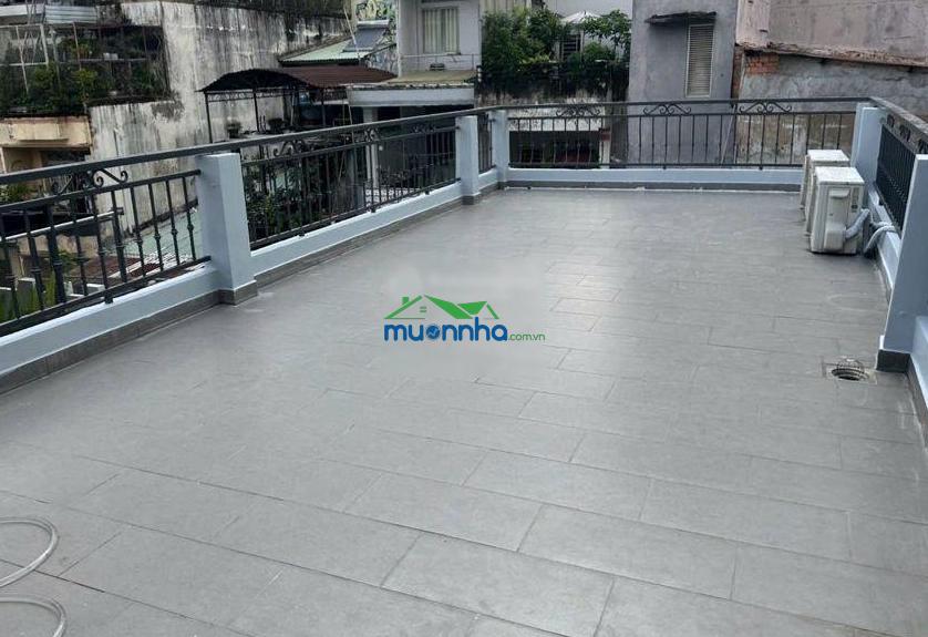 Bán nhà 1 trệt, 2 lầu, sân thượng, ngang 5m, shr, vị trí đắc địa đ. nguyễn thị thập, giá rẻ 8.x tỷ