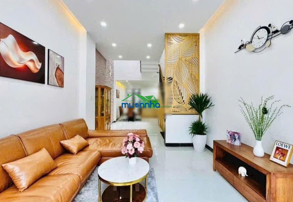 Sốc! sở hữu nhà cao đạt p1 q5 gần cđ kinh tế đối ngoại, cho thuê 25 triệu/th dt 90m2