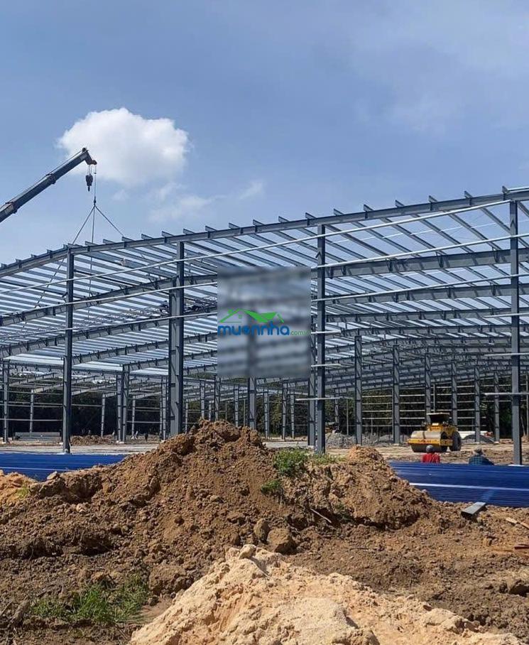 Cho thuê lẻ nhà xưởng, tổng 14.500m2, cắt lẻ từ 2000m2 trở lên, gần kcn nam tân uyên, sóng thần 3 - 3
