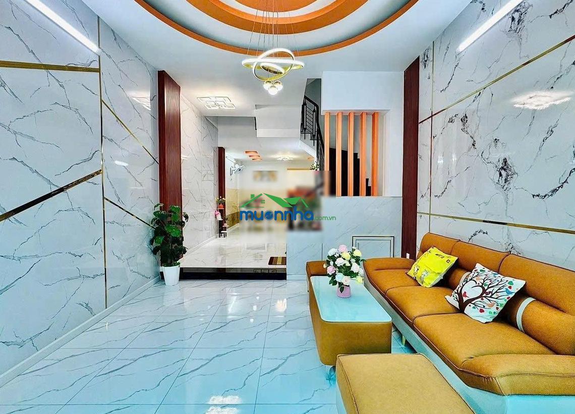 Chỉ 1 căn duy nhất toạ lạc ngay trục đường cực kỳ sầm uất bến vân đồn, q4 - giá 4 tỷ 990- shr