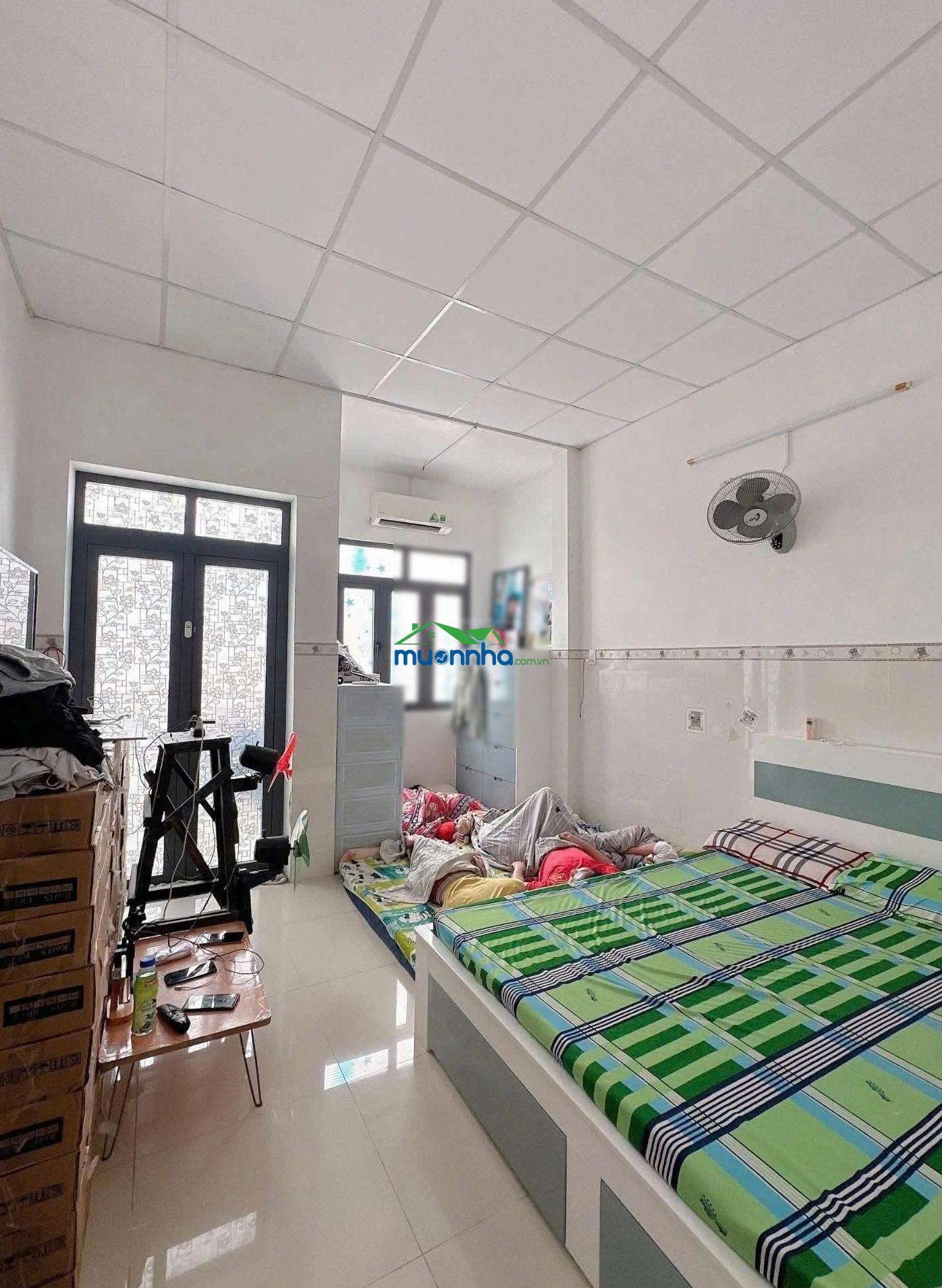 Bán nhà riêng tại võ văn tần q3, 35m2, 2pn, 2wc, chính chủ, view đẹp