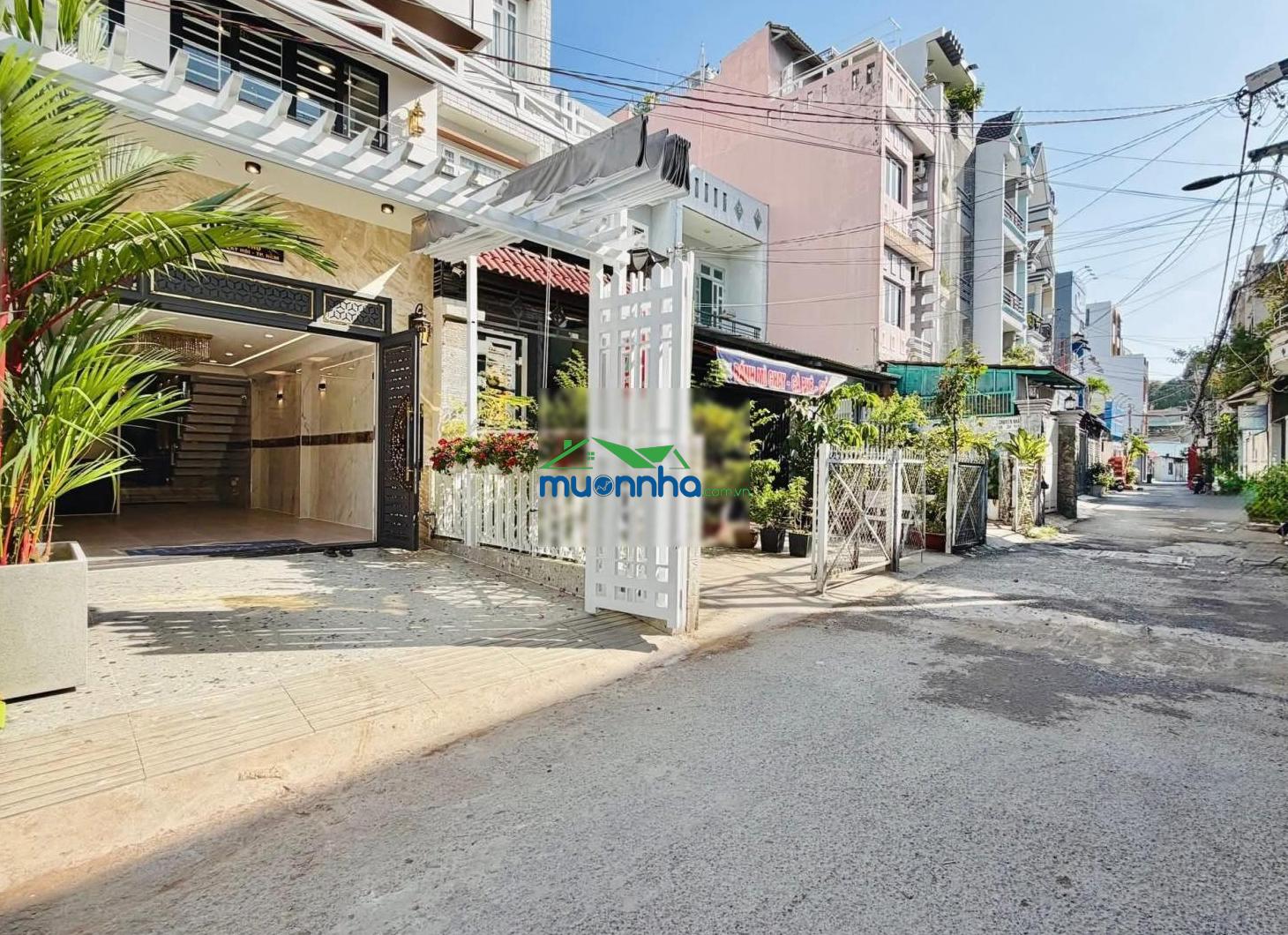 Chủ cần bán nhà ngay lê đại hành, q11 - 80m2. sổ sách đầy đủ. đường trước nhà 8m - 4