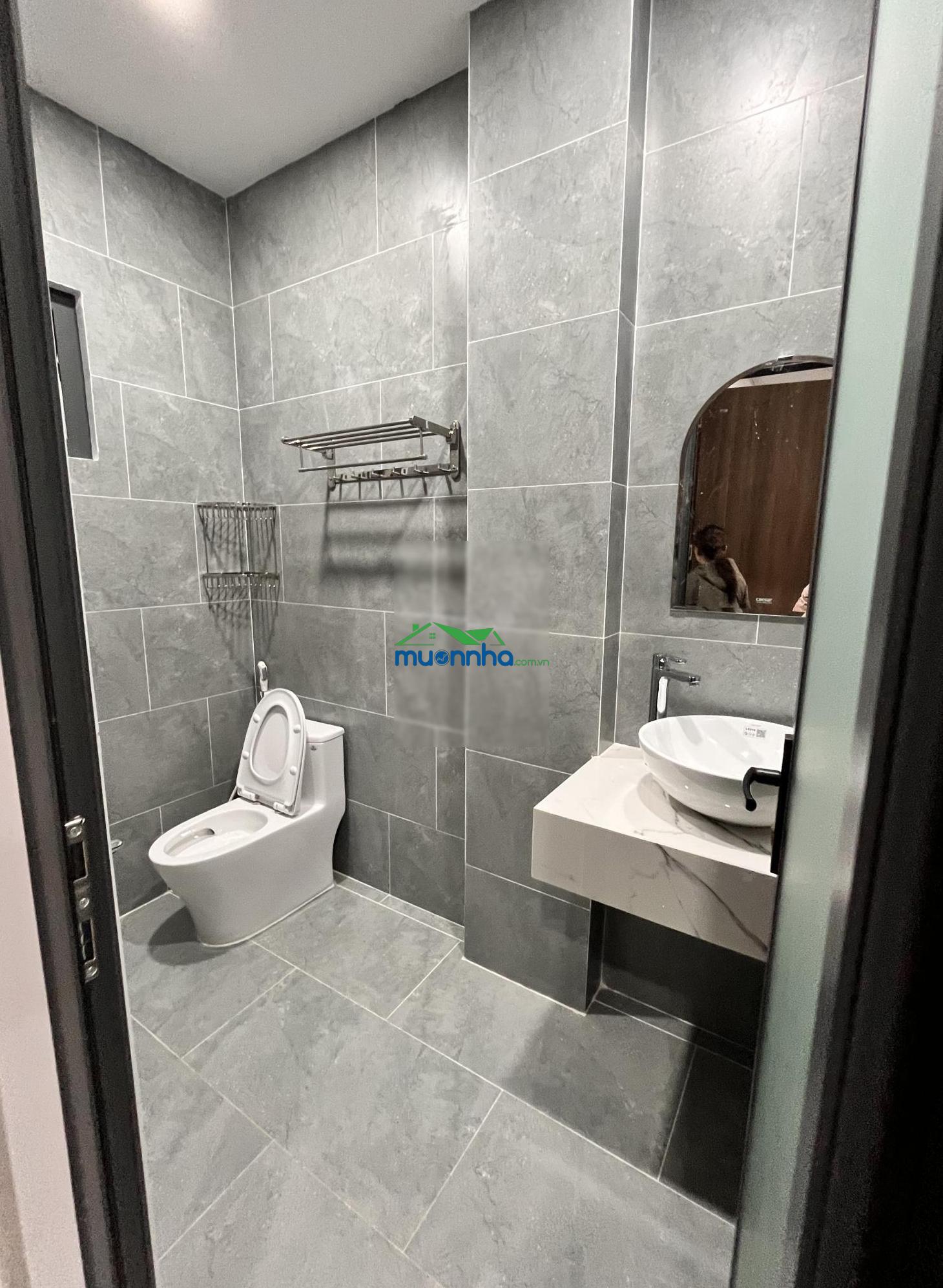 Sos!!! đập hộp chdv 6 tầng ngay đh cảnh sát - ngang 5.6m - thu nhập 85tr/th có thang máy ~105m² - 4