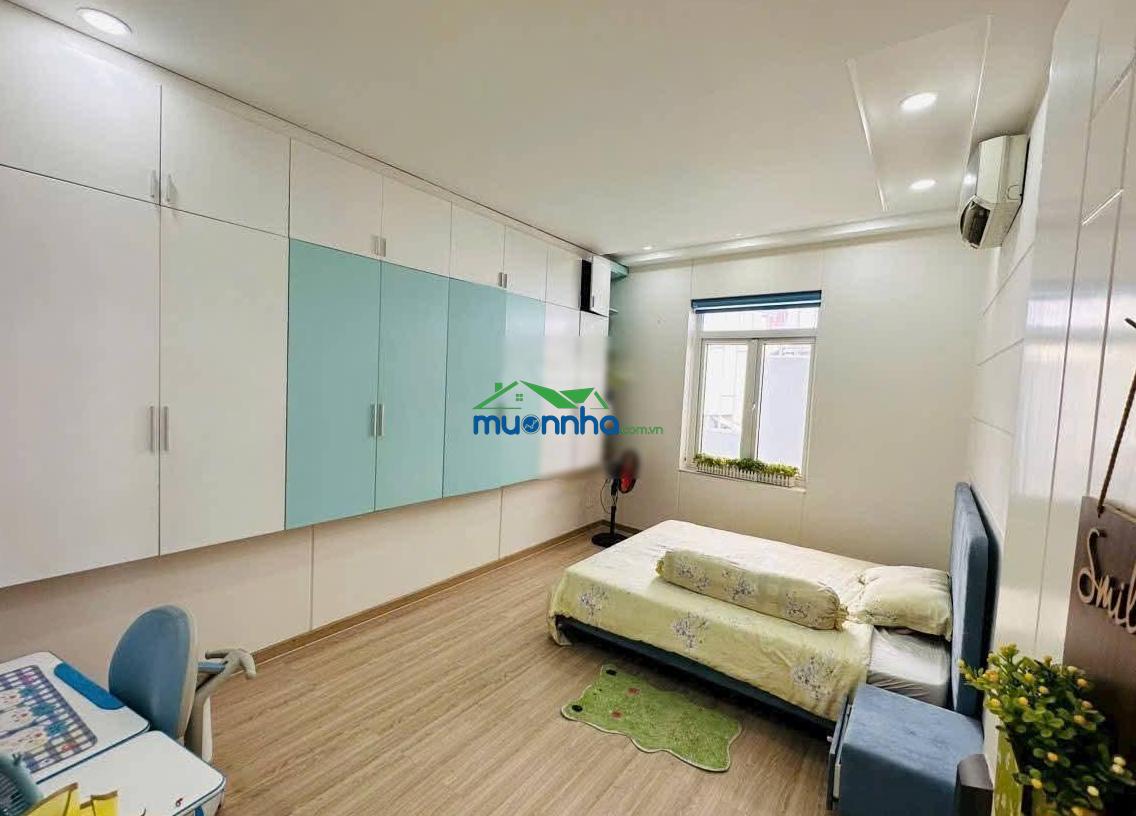 Tôi cần bán nhà diện tích 77,5m2 gần bệnh viện mắt ở lê ngô cát-quận 3 đang cho thuê 24tr