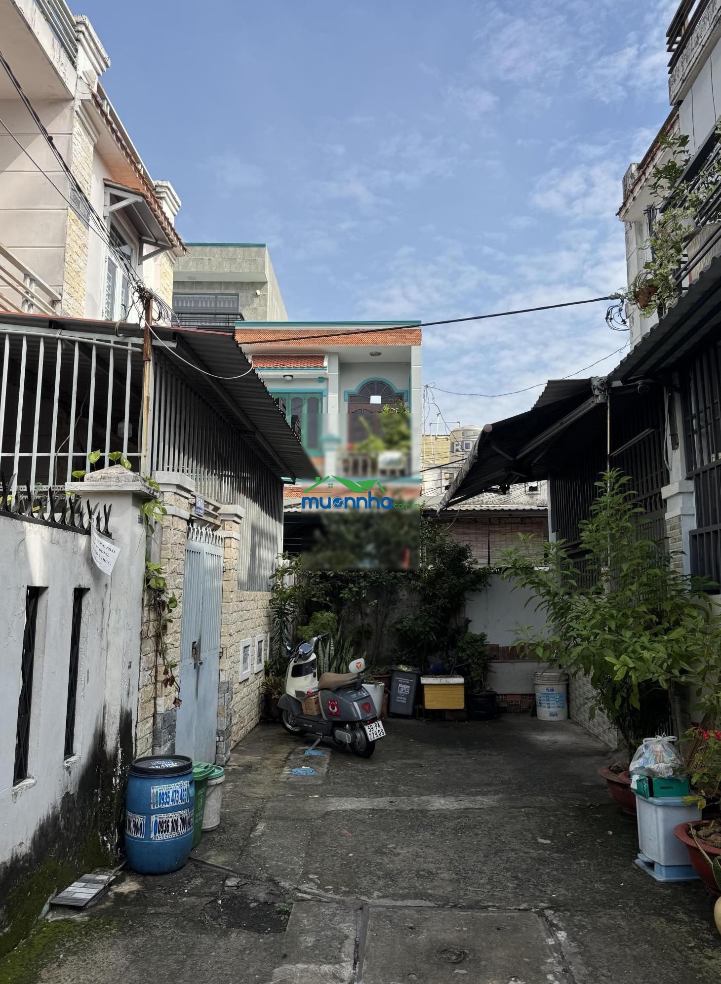 Bán nhà chính chủ diện tích 96,2m2, nằm gần ql1a, cv phần mềm quang trung, q. 12. giá 6,2 tỷ còn tl - 4