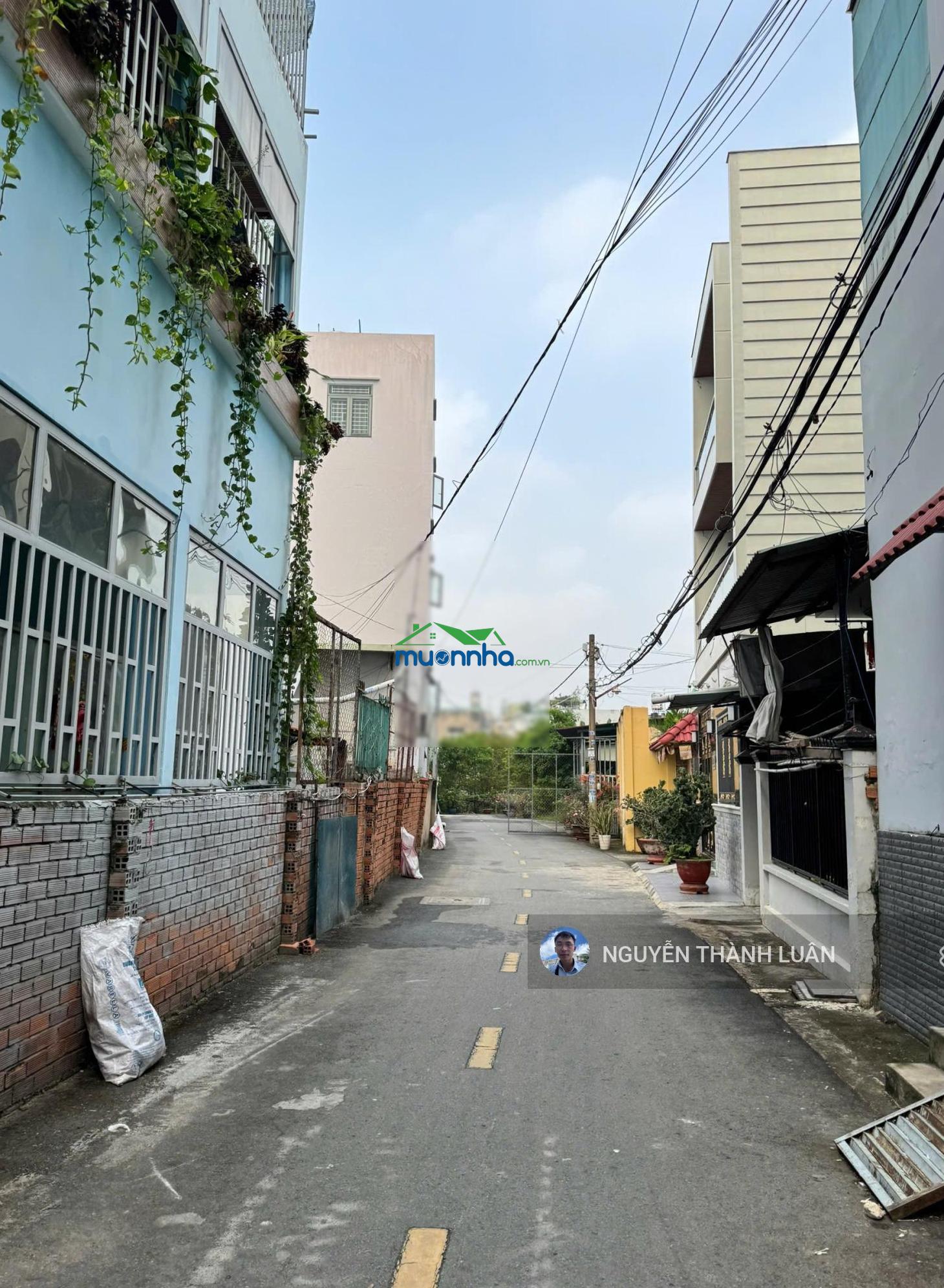 Không còn căn thứ 2 - nhà c4, 330m2 (12 x 27.5m) ngay phần mềm quang trung