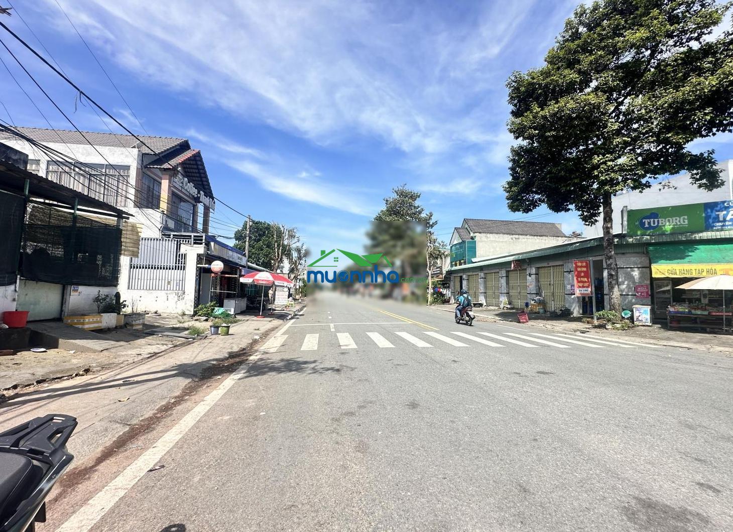 Chính chủ cần bán đất thành phố mới 100m2 đường nhựa 8m, gần vòng xoay ga metro, tttm, kcn vsip2