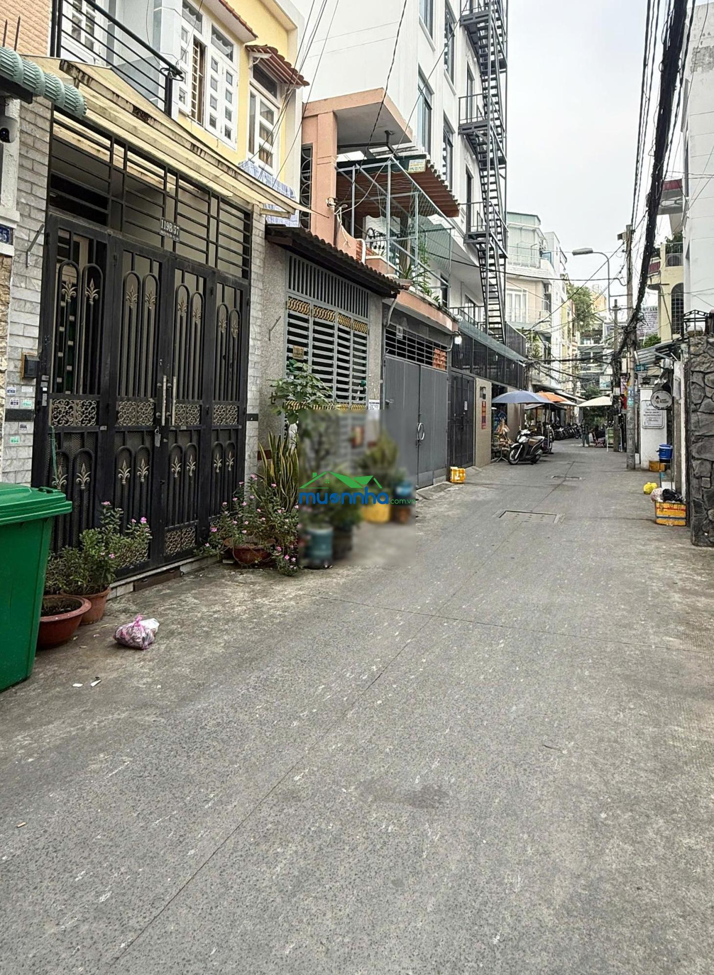 Nguyễn thị tần, quận 8 - 2 bước sang quận 5, dt 106m2 ngang 4.3m, hẻm 5m - 2