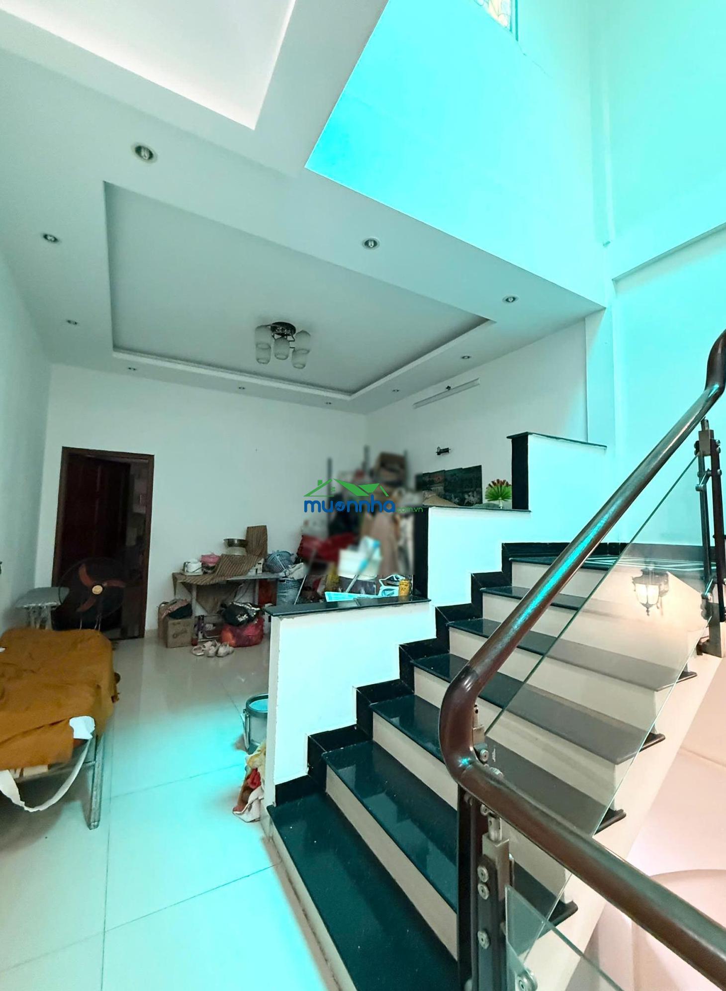 Nguyễn thị tần, quận 8 - 2 bước sang quận 5, dt 106m2 ngang 4.3m, hẻm 5m