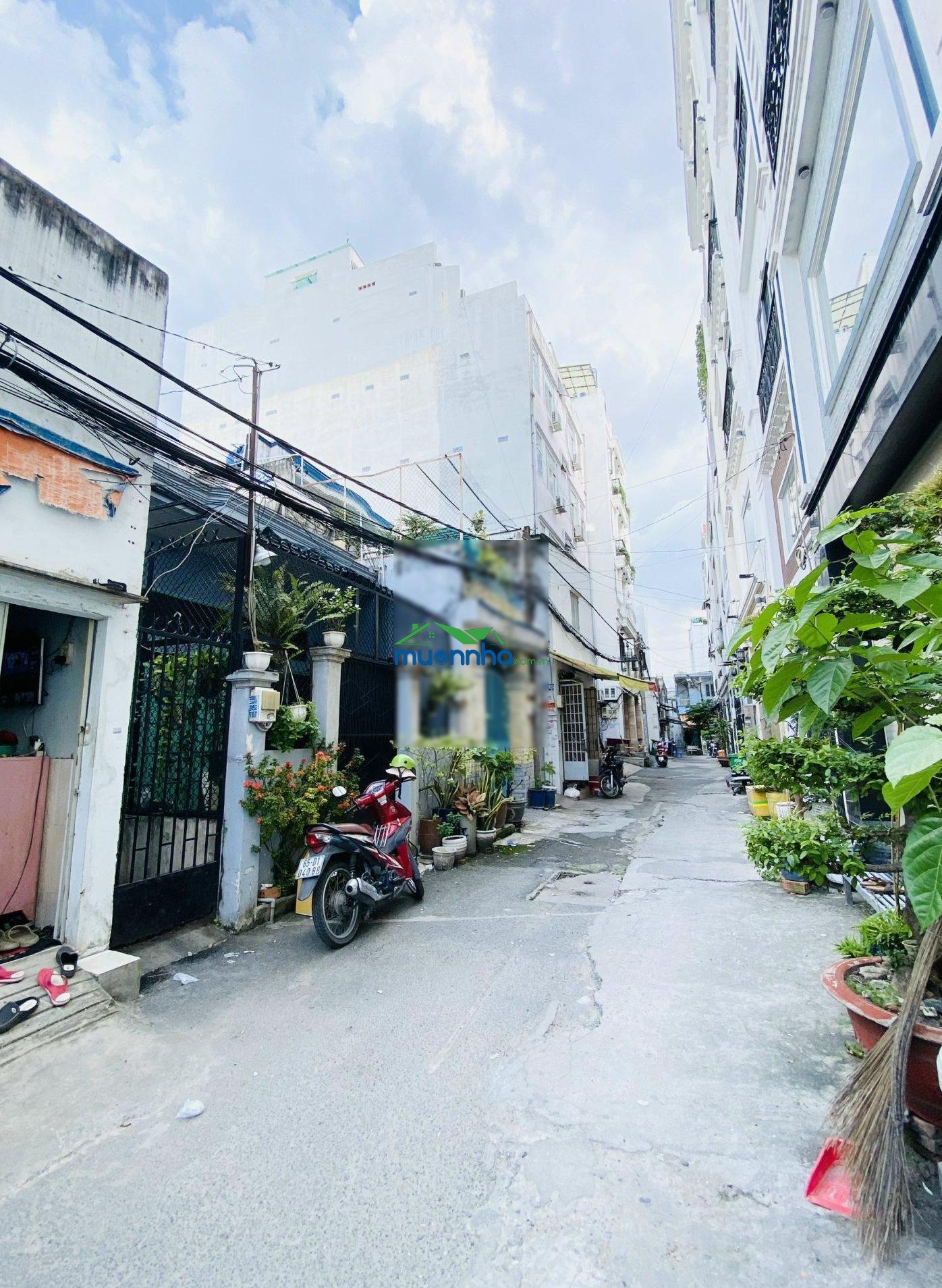 Ngay học viện cán bộ, hẻm xe hơi chu văn an, 110m2 ngang 6m, 12.39 tỷ