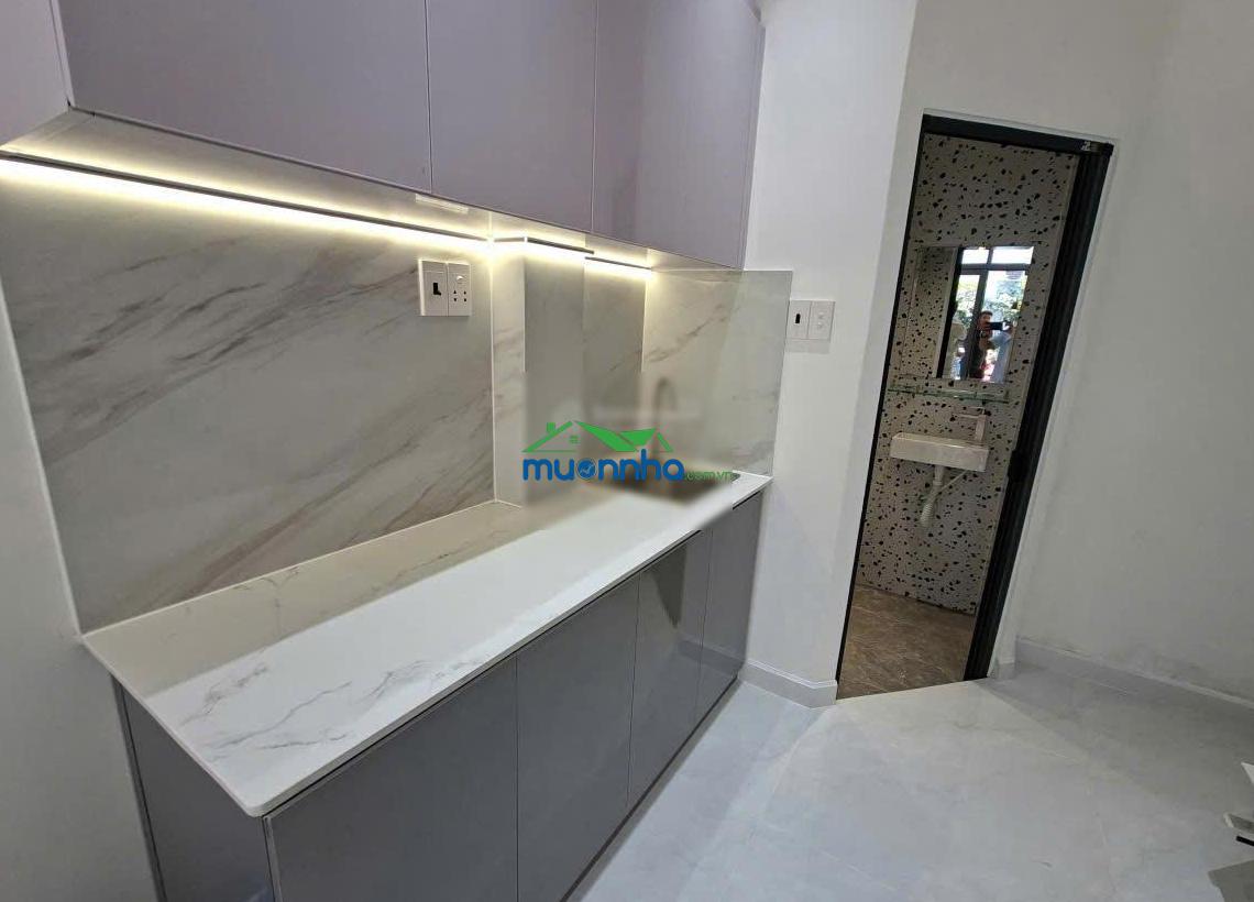 Nhà đẹp 1 trệt 1 lầu đường 100 bình thới - 3x8m - 2pn 2wc - sổ hồng hoàn công đầy đủ - 2