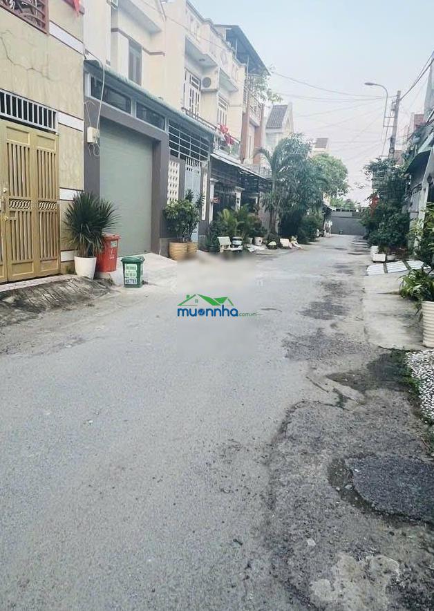 Nhà mới ở ngay khu phân lô tiền lân, bà điểm, hóc môn. hẻm 7m, ngang 6.5m x 13 - giá 5.8 tỷ