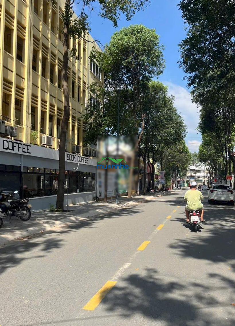 Quá rẻ. bán gấp 2 dãy trọ sau đại học bình dương ngang 10m 290m² full thổ cư. đường nhựa