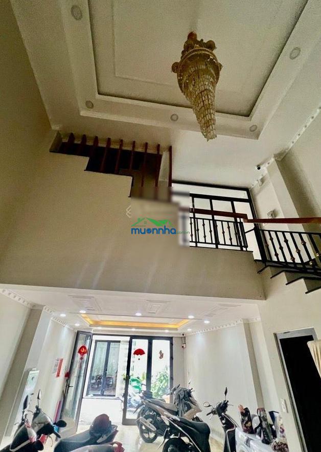 Khu đồng bộ cao tầng - xe hơi ngủ trong nhà - dân trí yên tĩnh - ở hoặc cho thuê cực tốt