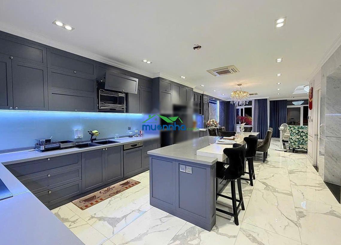 Bán gấp hxh tại hồ văn huê, 120m2, 6 tầng