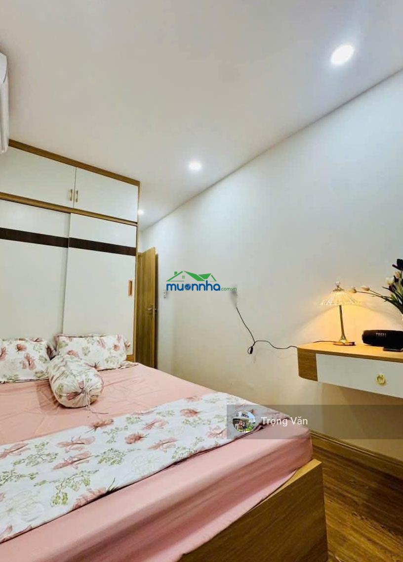 Sau lưng căn mặt tiền nguyễn thượng hiền - 3 tầng 3pn 4wc hc đủ. chỉ 4,9 tỷ - 3