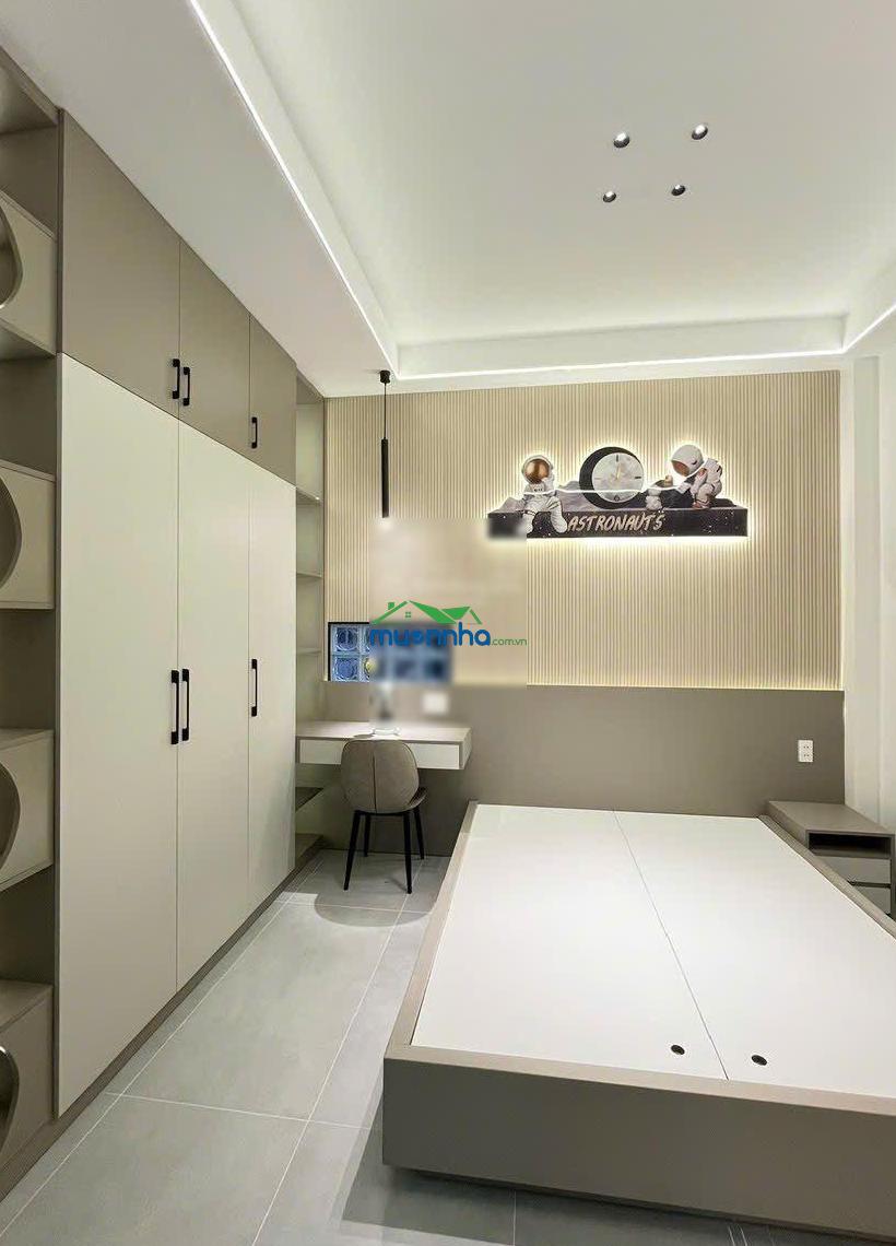 Bán nhà 5 tầng có thang máy đầy đủ nội thất đường lạc long quân phường 3 quận 11