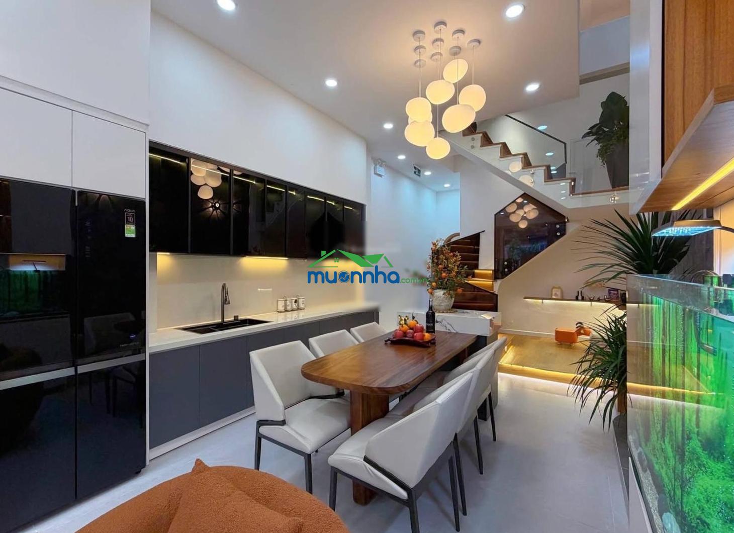 Bán nhà hẻm 158 hoàng hoa thám, phường 12, tân bình (4,5x15m) cạnh ga t3; góc 2mt chỉ 9,3 tỷ