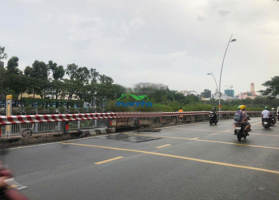 Nhà đẹp 50m2, đường nguyễn văn nguyễn, q1. 3 tầng 4pn vô cùng thoáng mát rộng rãi 20m đến hoàng sa - 4
