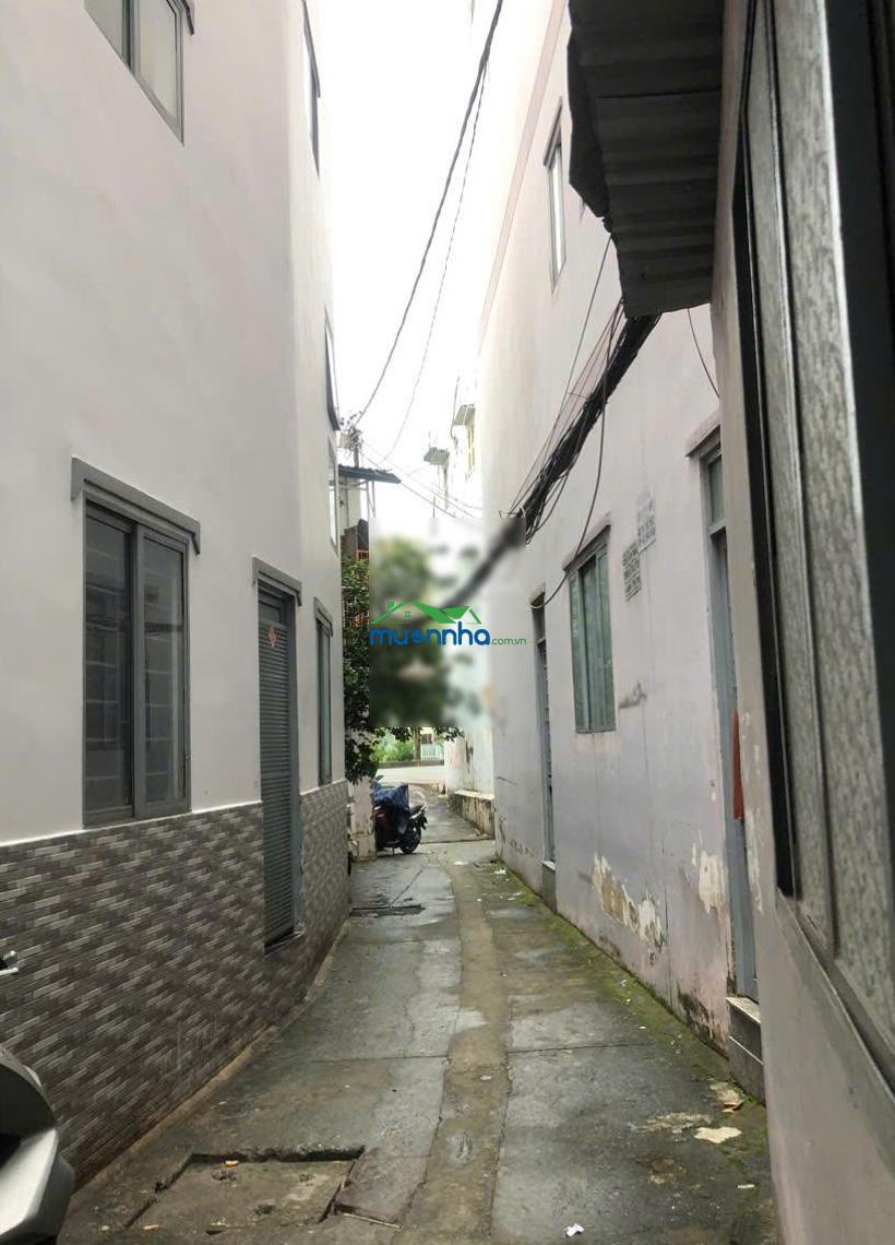 Nhà đẹp 50m2, đường nguyễn văn nguyễn, q1. 3 tầng 4pn vô cùng thoáng mát rộng rãi 20m đến hoàng sa